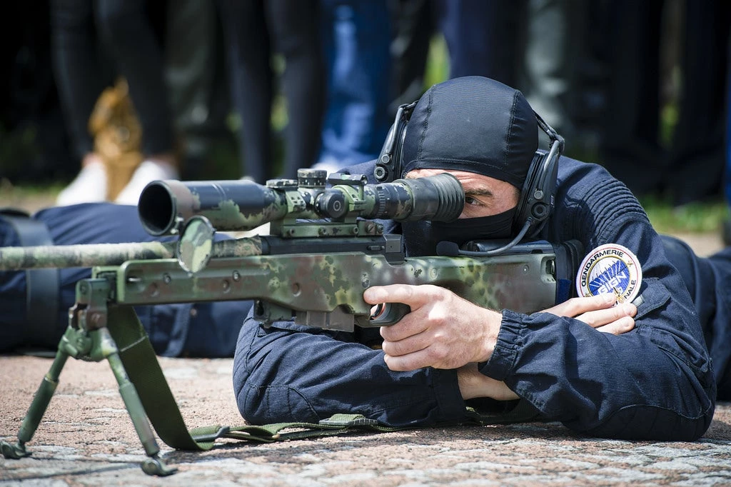 GIGN: Οι Ειδικές Δυνάμεις της γαλλικής Αστυνομίας – Δείτε τους εν δράσει (Βίντεο)